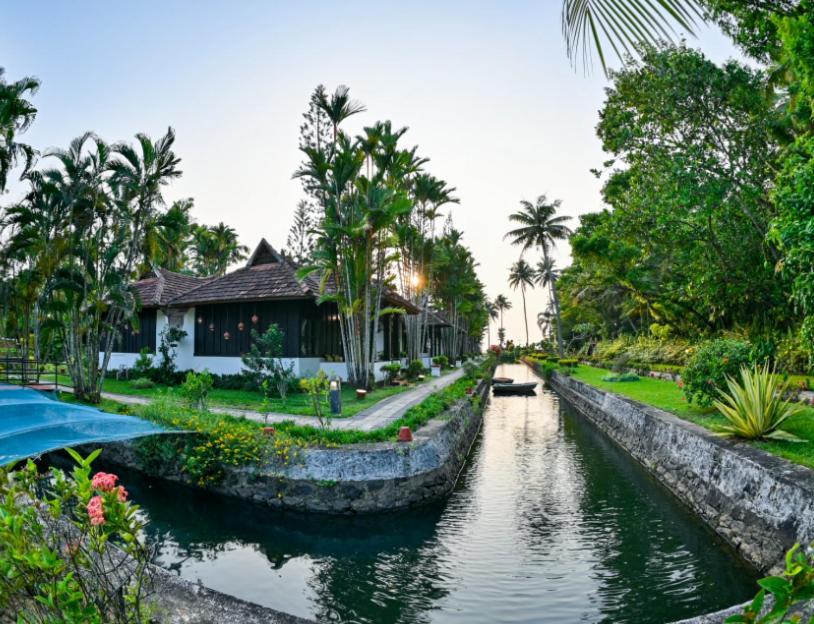 Paradise Heritage Resort Kumarakom Exterior foto