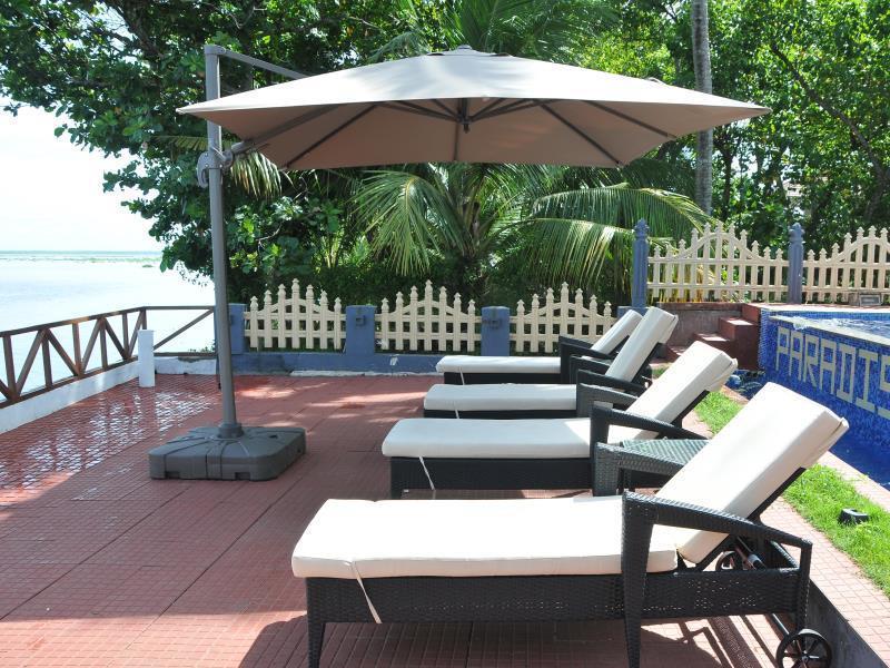 Paradise Heritage Resort Kumarakom Exterior foto