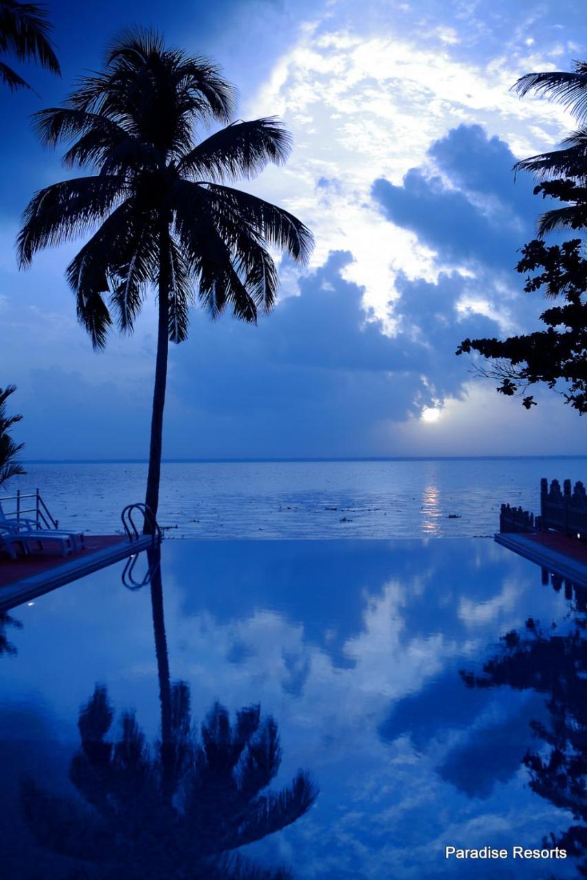 Paradise Resort Kumarakom Exterior foto